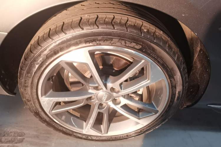 Used Audi A4L 2020 40 TFSI Fashion Dynamic Model Right Rear Wheel Hub
