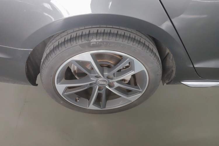 Used Audi A4L 2020 40 TFSI Fashion Dynamic Model Right Rear Wheel Hub