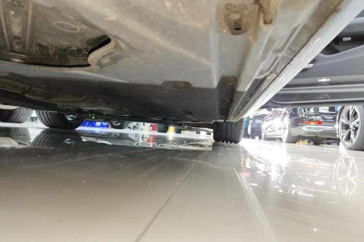 Used Audi A4L 2020 45 TFSI quattro Prestige Dynamic Edition Right Side Sill
