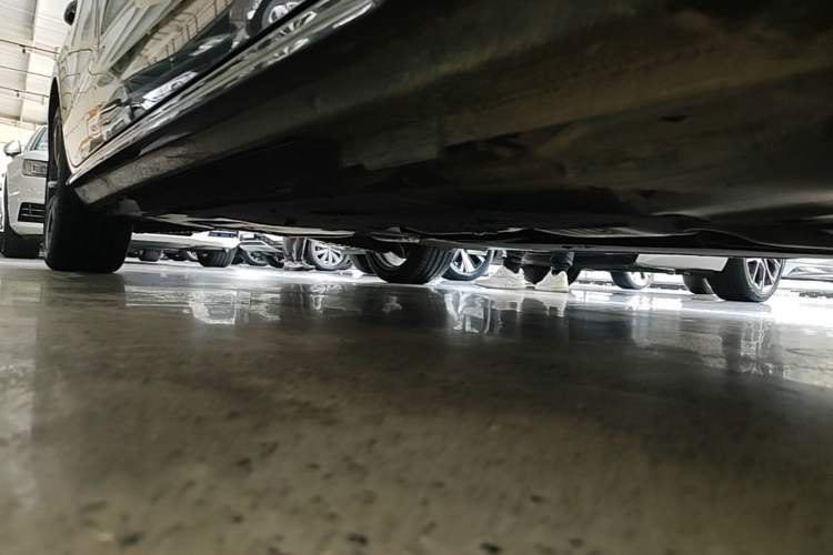 Used Audi A4L 2020 40 TFSI Fashionable and Elegant Model Right Side Sill