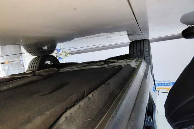 Used Audi A4L 2020 40 TFSI Luxury Dynamic Model Right Side Sill