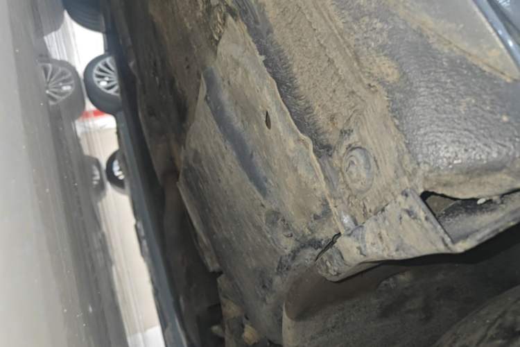 Used Audi A4L 2020 40 TFSI quattro Luxury Dynamic Model Right Side Sill