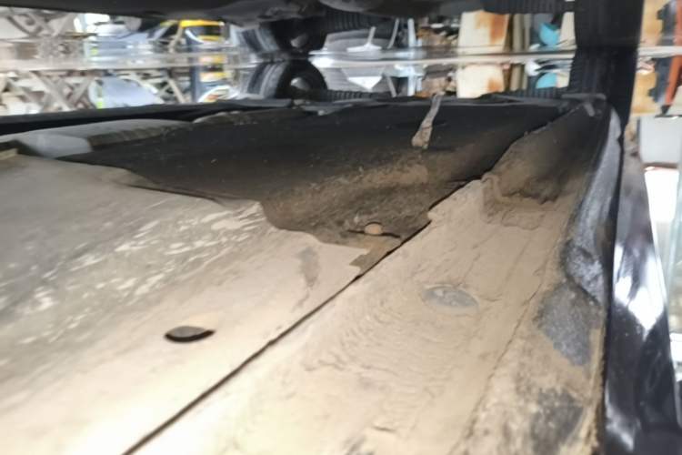Used Audi A4L 2020 40 TFSI quattro Luxury Dynamic Model Right Side Sill