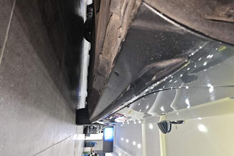 Used Audi A4L 2020 40 TFSI Fashionable and Elegant Model Right Side Sill