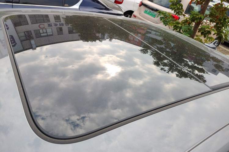 Used Audi A4L 2020 40 TFSI Luxury Dynamic Model Roof