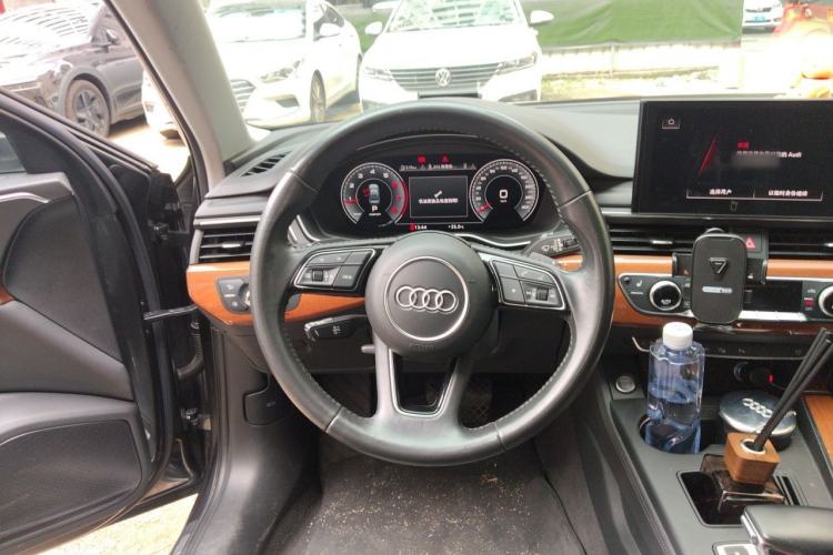 Used Audi A4L 2020 40 TFSI Luxury Prestige Edition Steering Wheel