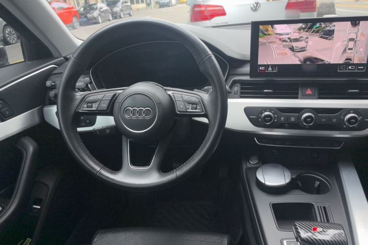Used Audi A4L 2020 40 TFSI Fashion Dynamic Model Steering Wheel