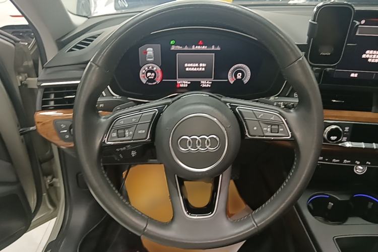 Used Audi A4L 2020 40 TFSI Luxury Prestige Edition Steering Wheel