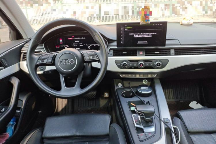 Used Audi A4L 2020 40 TFSI Fashion Dynamic Model Steering Wheel