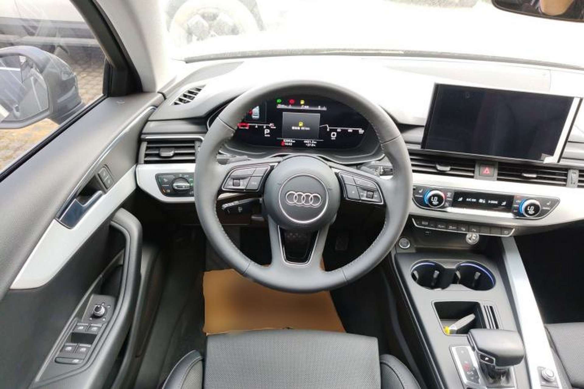 Used Audi A4L 2020 40 TFSI Luxury Dynamic Model Steering Wheel