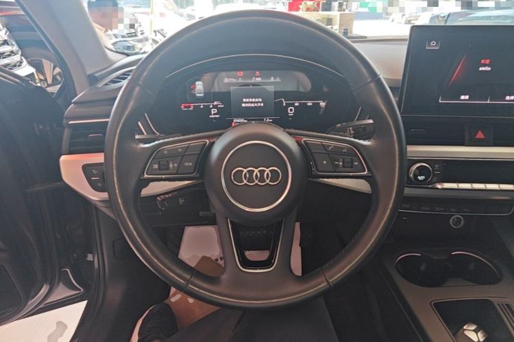 Used Audi A4L 2020 40 TFSI quattro Luxury Dynamic Model Steering Wheel