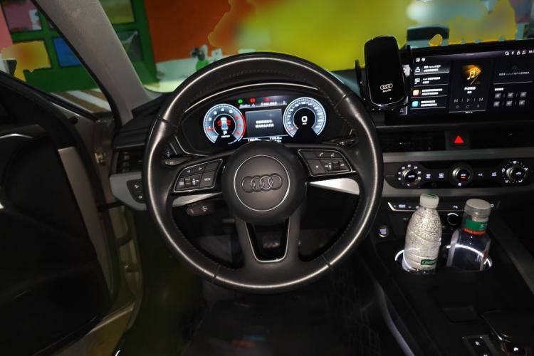 Used Audi A4L 2020 40 TFSI Fashion Dynamic Model Steering Wheel