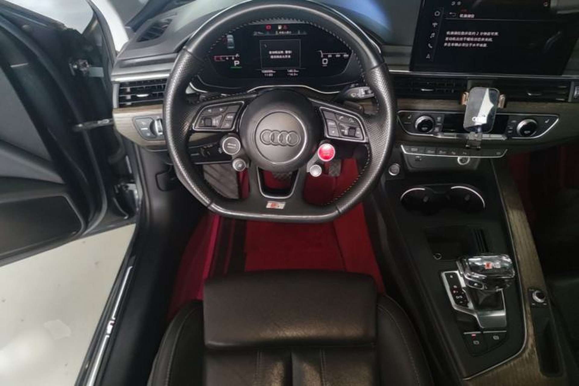 Used Audi A4L 2020 40 TFSI quattro Luxury Dynamic Model Steering Wheel