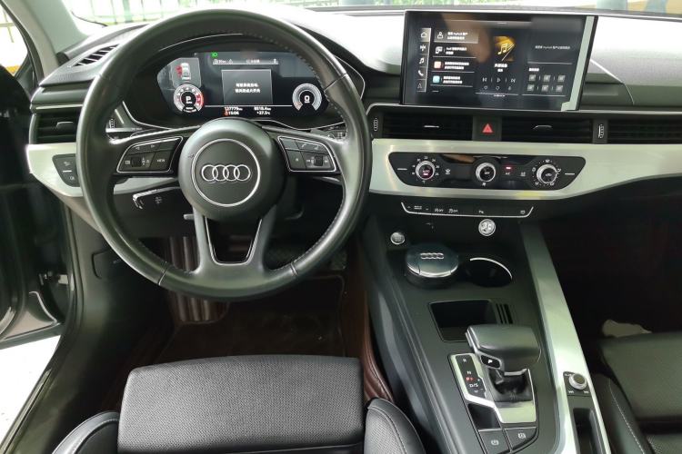 Used Audi A4L 2020 40 TFSI Fashion Dynamic Model Steering Wheel