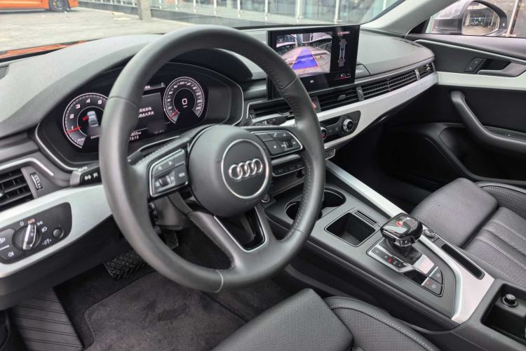 Used Audi A4L 2020 40 TFSI Fashion Dynamic Model Steering Wheel