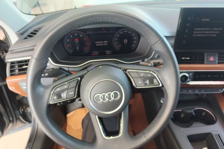 Used Audi A4L 2020 40 TFSI Luxury Prestige Edition Steering Wheel