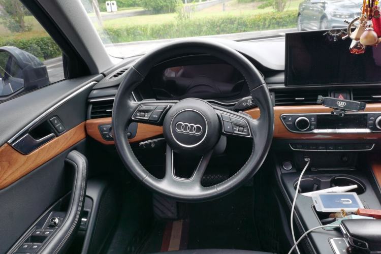 Used Audi A4L 2020 40 TFSI Luxury Prestige Edition Steering Wheel