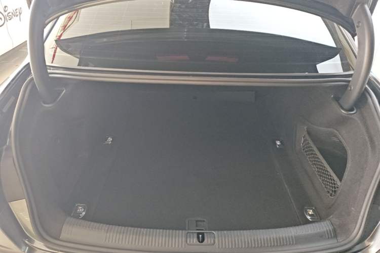 Used Audi A4L 2020 40 TFSI Fashion Dynamic Model Trunk