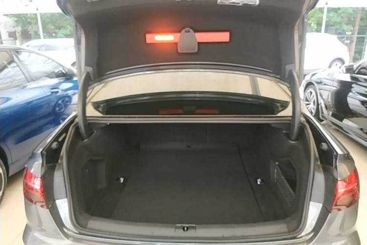 Used Audi A4L 2020 40 TFSI Fashion Dynamic Model Trunk