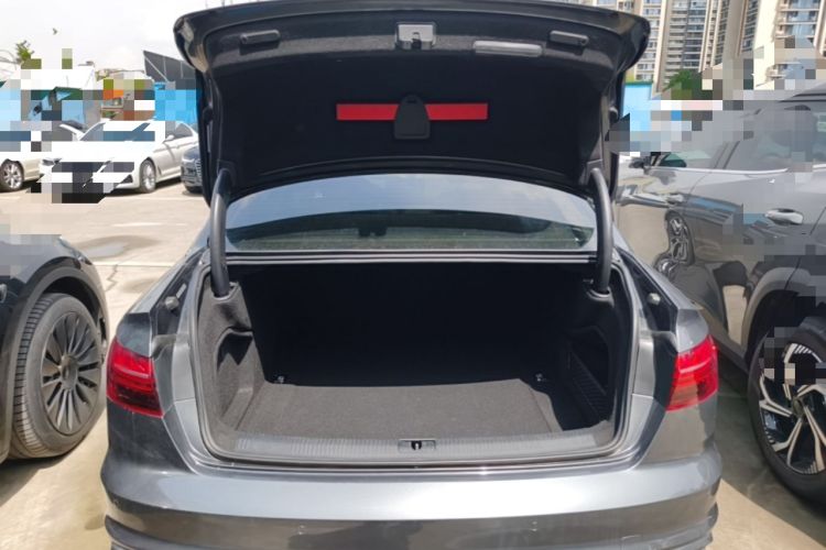Used Audi A4L 2020 40 TFSI Fashionable and Elegant Model Trunk