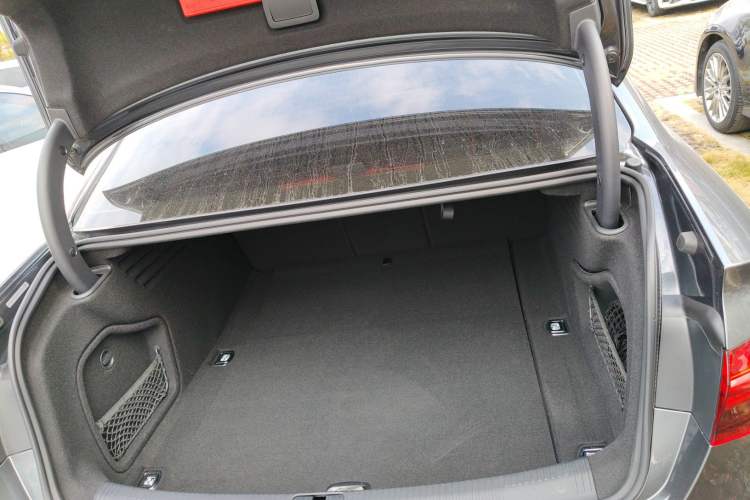 Used Audi A4L 2020 40 TFSI Luxury Dynamic Model Trunk