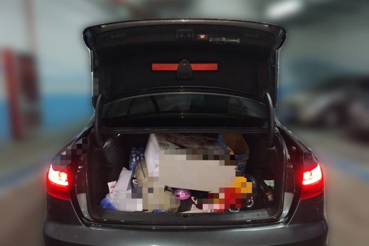 Used Audi A4L 2020 40 TFSI Fashionable and Elegant Model Trunk