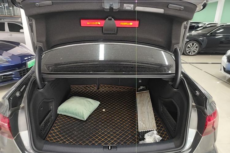 Used Audi A4L 2020 45 TFSI quattro Prestige Dynamic Edition Trunk