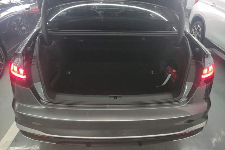 Used Audi A4L 2020 40 TFSI Luxury Dynamic Model Trunk