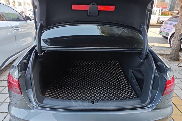 Used Audi A4L 2020 40 TFSI Fashion Dynamic Model Trunk