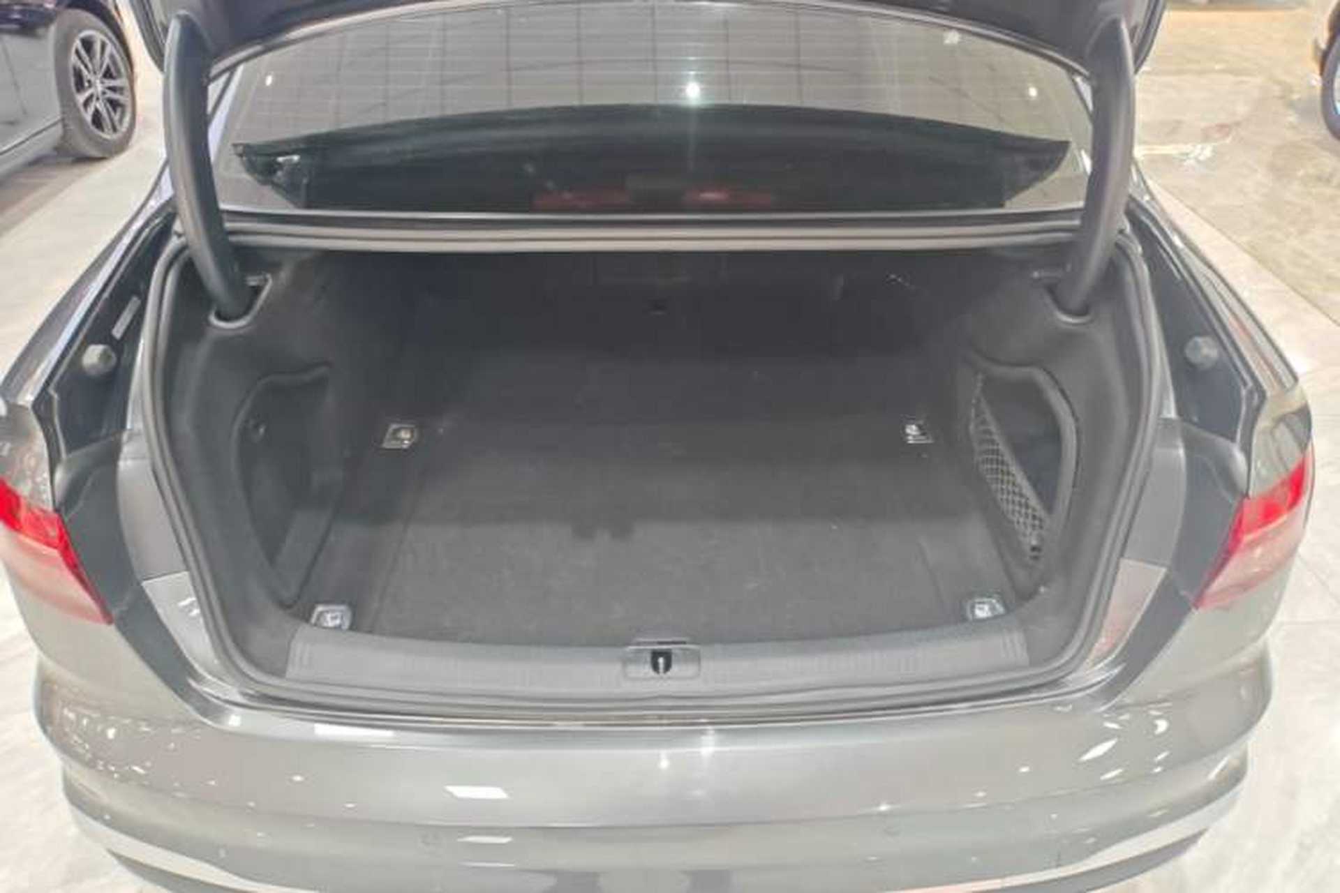 Used Audi A4L 2020 40 TFSI Fashion Dynamic Model Trunk