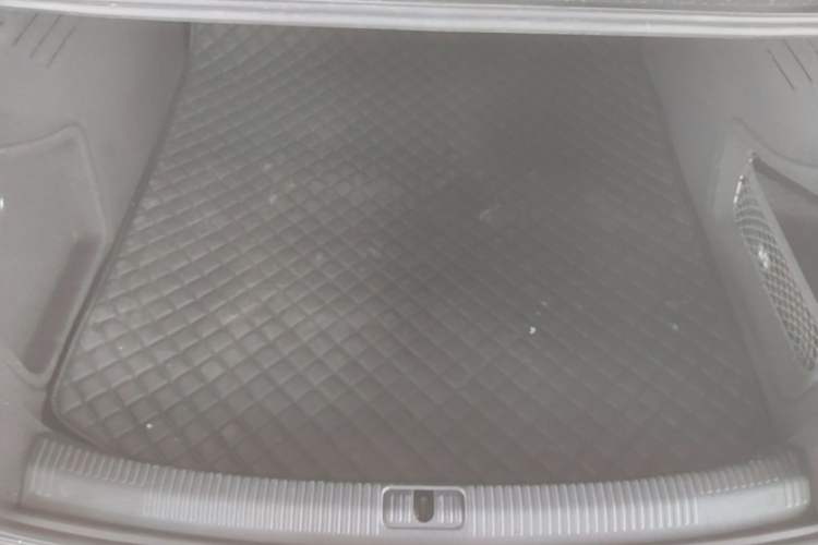 Used Audi A4L 2020 40 TFSI Fashion Dynamic Model Trunk