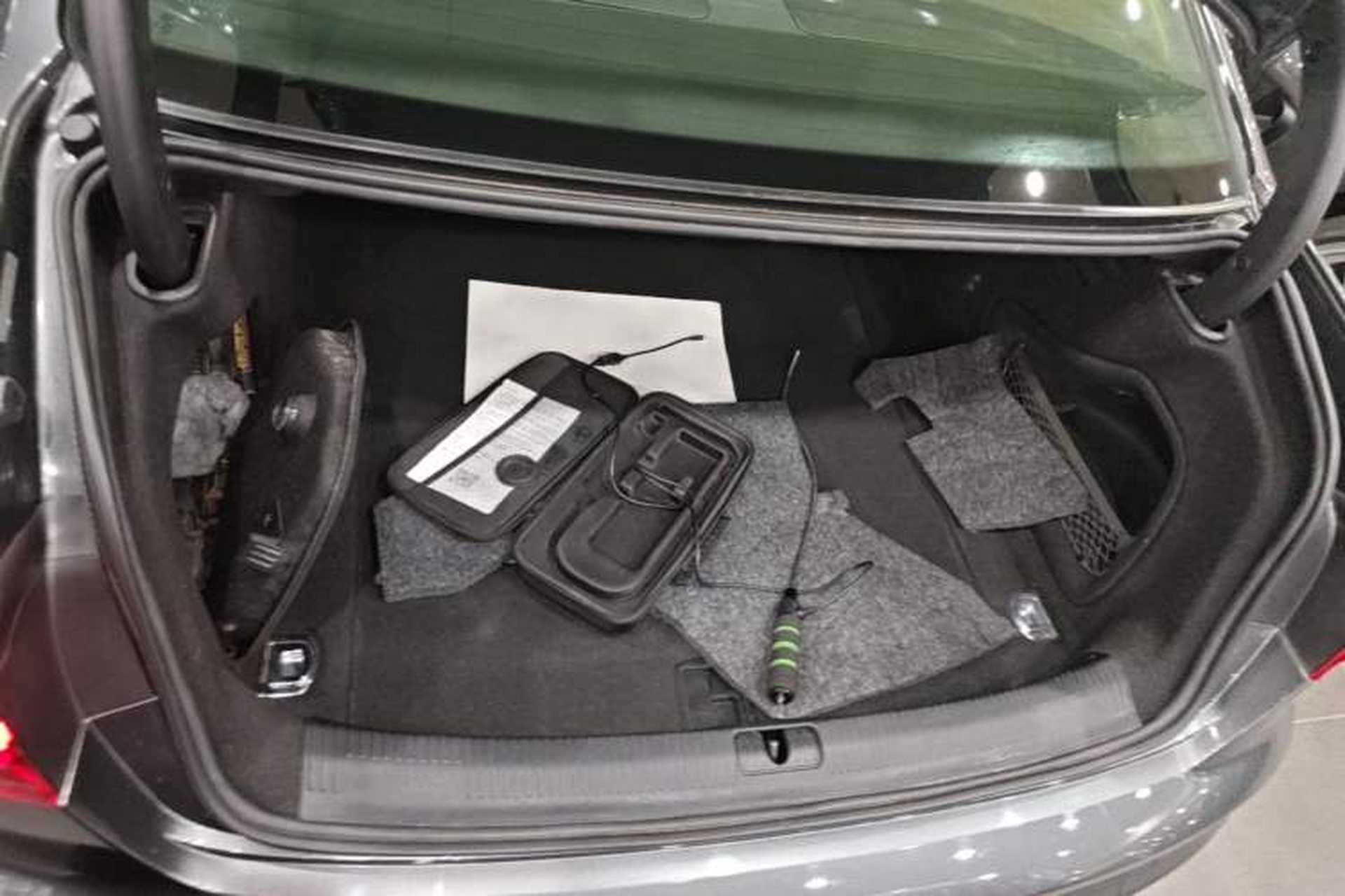 Used Audi A4L 2020 40 TFSI Fashionable and Elegant Model Trunk