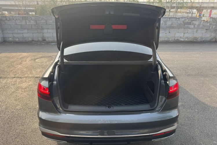 Used Audi A4L 2020 40 TFSI Fashion Dynamic Model Trunk