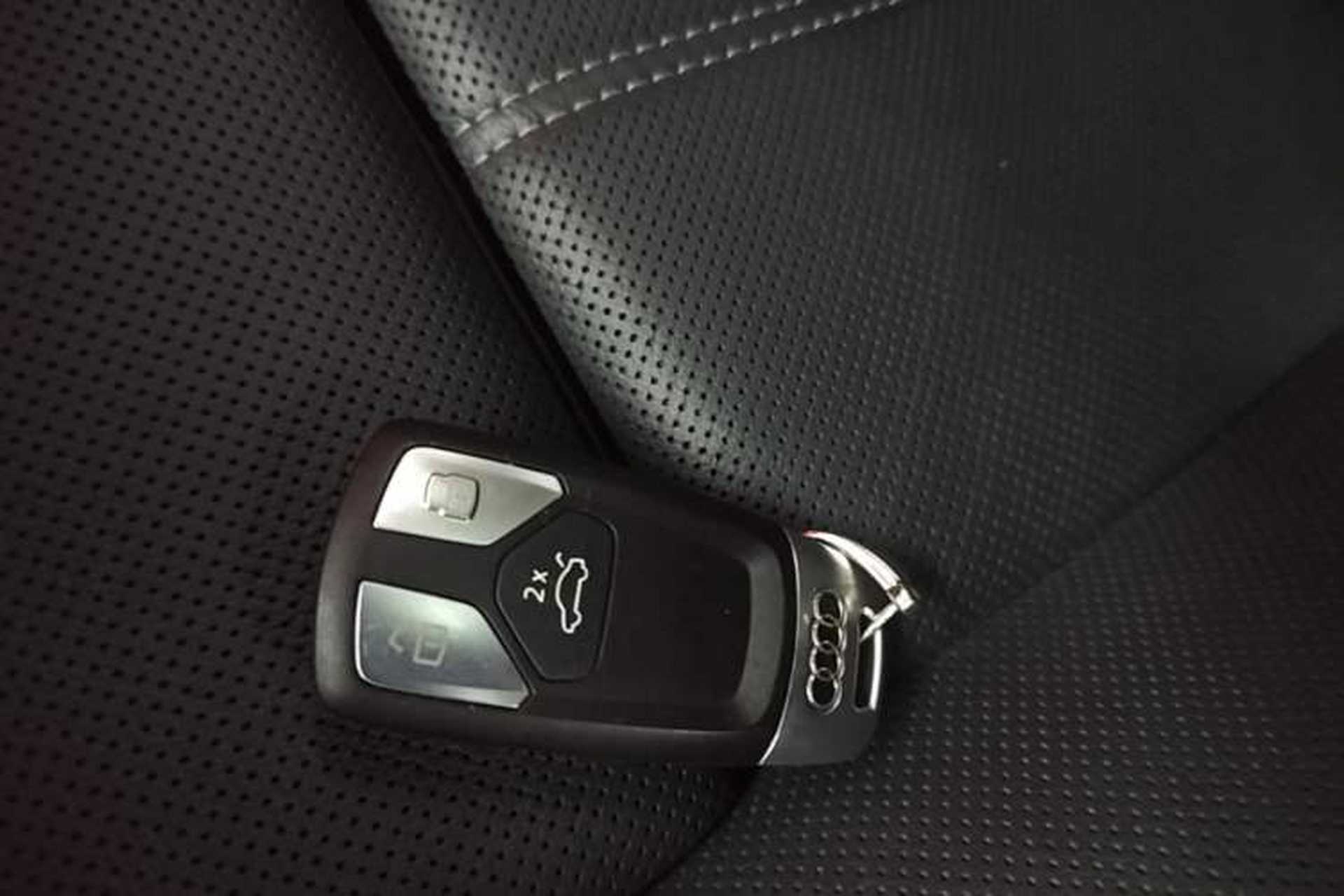 Used Audi A4L 2020 40 TFSI Luxury Dynamic Model Vehicle Key
