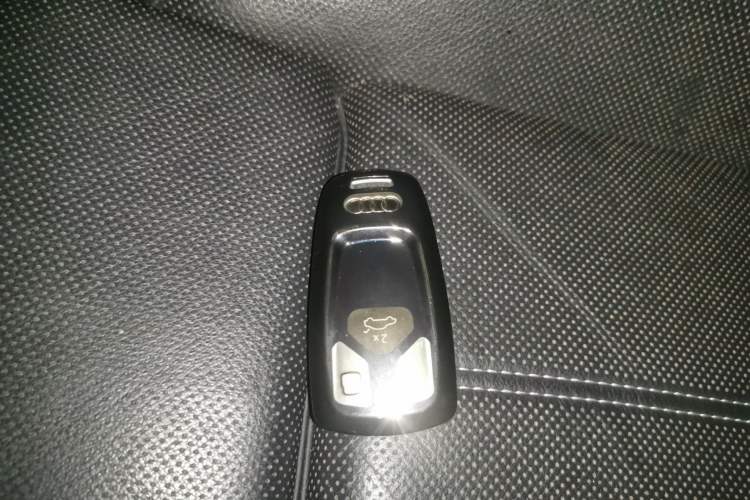 Used Audi A4L 2020 40 TFSI Fashion Dynamic Model Vehicle Key