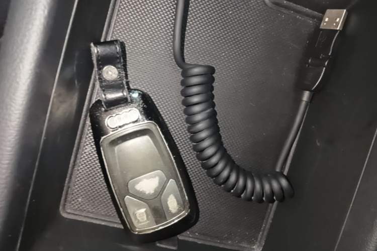 Used Audi A4L 2020 40 TFSI Fashion Dynamic Model Vehicle Key