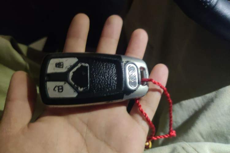 Used Audi A4L 2020 40 TFSI Fashion Dynamic Model Vehicle Key