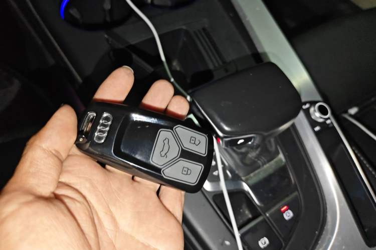 Used Audi A4L 2020 40 TFSI quattro Luxury Dynamic Model Vehicle Key