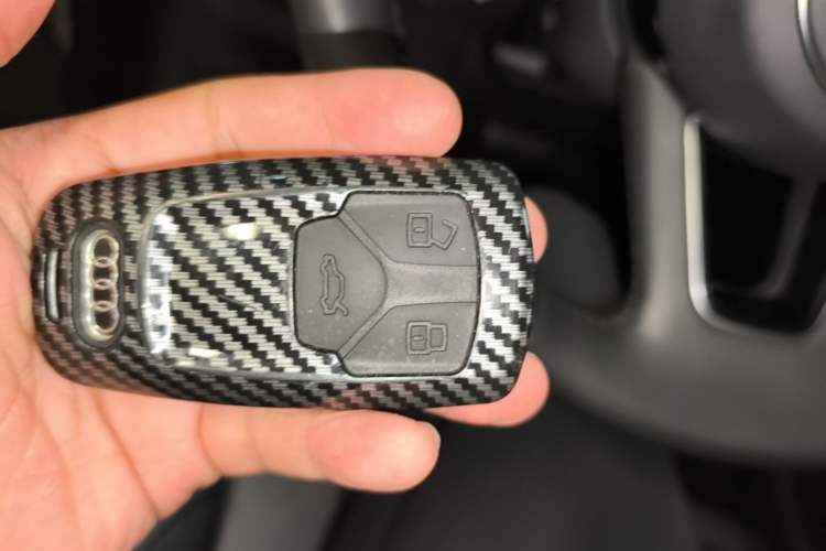 Used Audi A4L 2020 40 TFSI Luxury Dynamic Model Vehicle Key