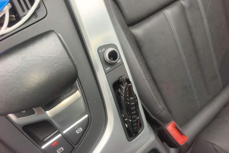 Used Audi A4L 2020 40 TFSI Fashion Dynamic Model Vehicle Key