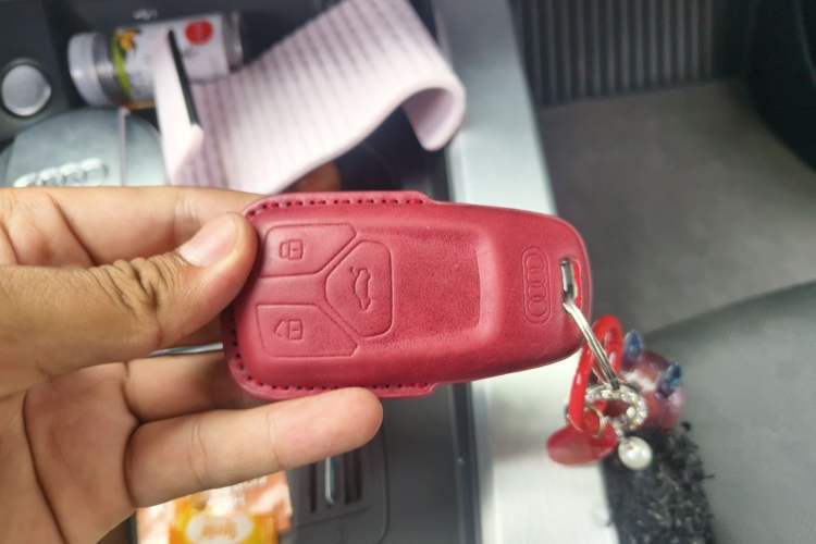 Used Audi A4L 2020 40 TFSI Fashion Dynamic Model Vehicle Key