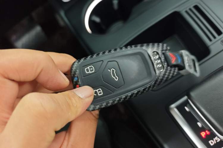Used Audi A4L 2020 40 TFSI Fashion Dynamic Model Vehicle Key