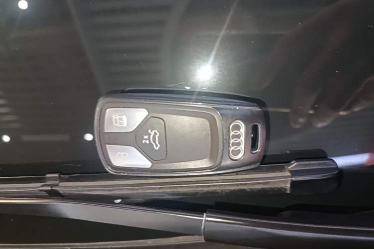 Used Audi A4L 2020 40 TFSI Fashion Dynamic Model Vehicle Key