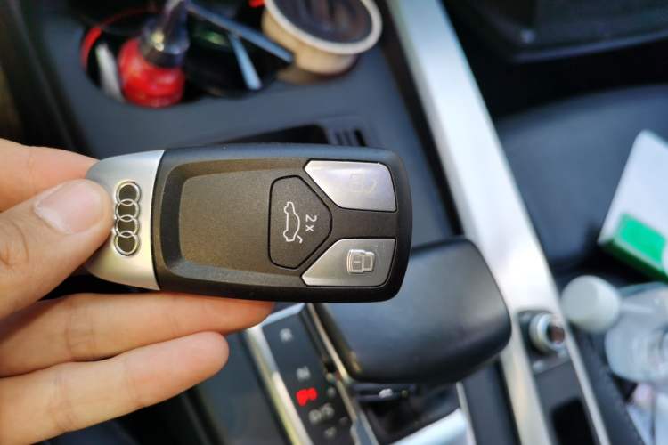Used Audi A4L 2020 40 TFSI Fashion Dynamic Model Vehicle Key