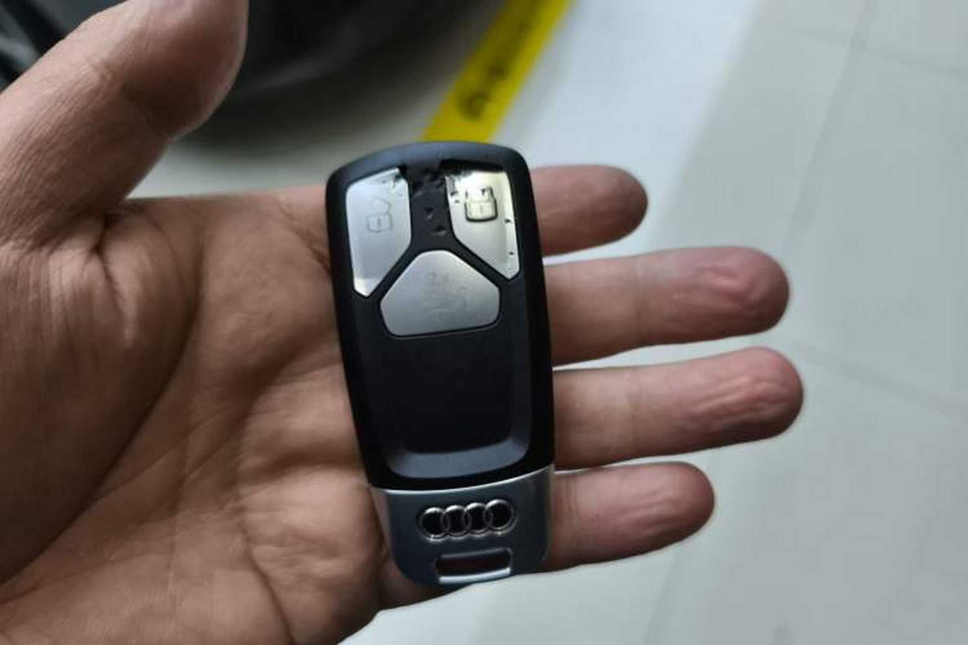 Used Audi A4L 2020 40 TFSI Luxury Dynamic Model Vehicle Key