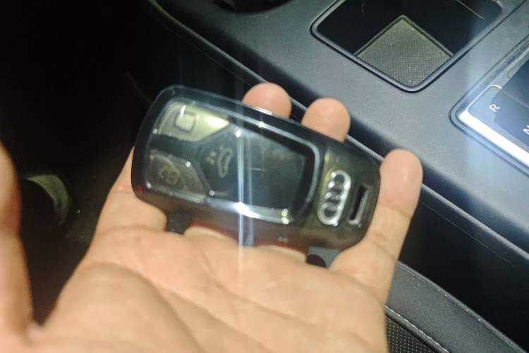 Used Audi A4L 2020 40 TFSI Fashion Dynamic Model Vehicle Key