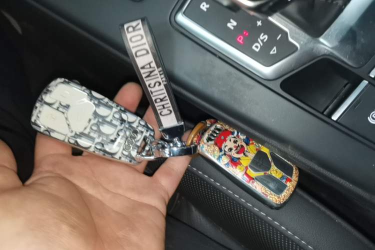Used Audi A4L 2020 40 TFSI Fashion Dynamic Model Vehicle Key