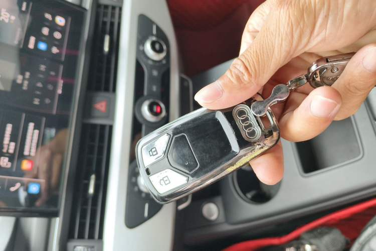 Used Audi A4L 2020 40 TFSI Fashion Dynamic Model Vehicle Key