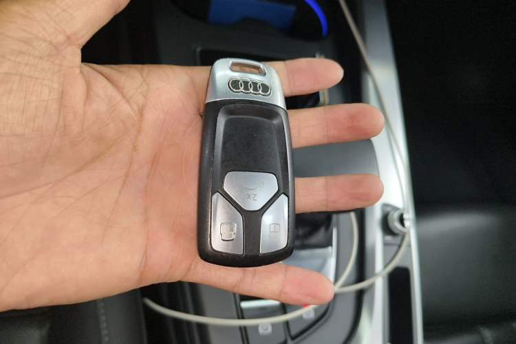 Used Audi A4L 2020 40 TFSI Luxury Dynamic Model Vehicle Key