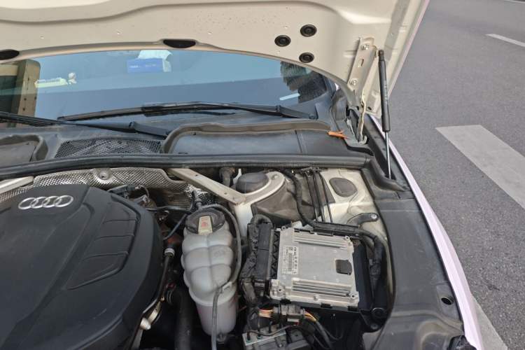 Used Audi A4L 2020 40 TFSI Fashion Dynamic Model Engine Bay Left